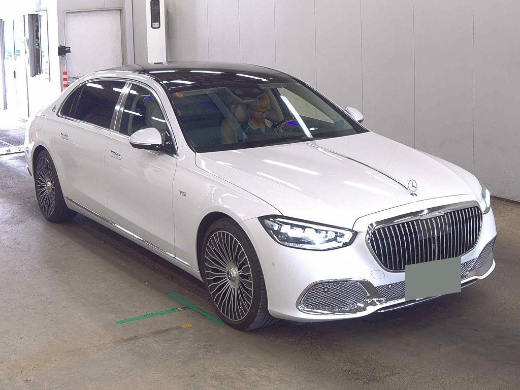 Mercedes-Maybach S-Class 2024 z aukcji japońskiej