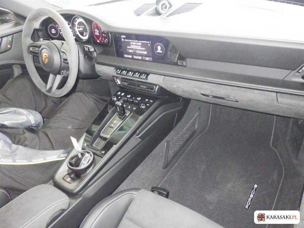 Porsche 911 2023 z aukcji japońskiej