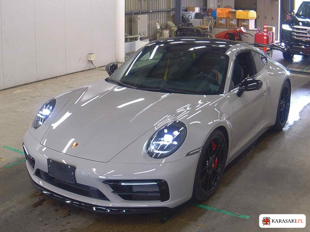 Porsche 911 2023 z aukcji japońskiej