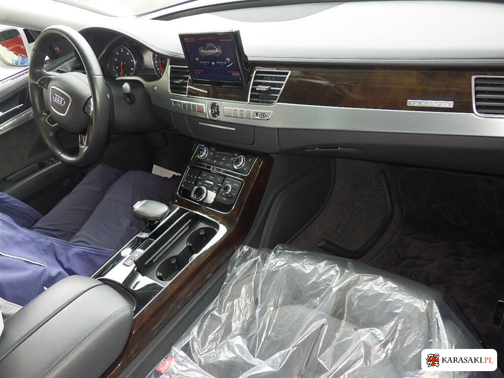 2014 Audi A8 4WD 4.0TFSI Quattro 5