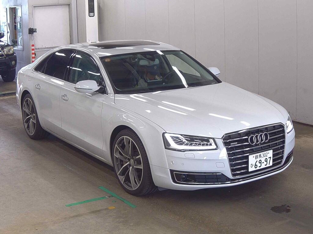 Audi A8 2014 z aukcji japońskiej