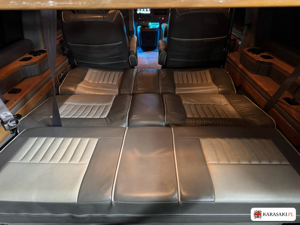 2008 Chevrolet Express 4WD 14
