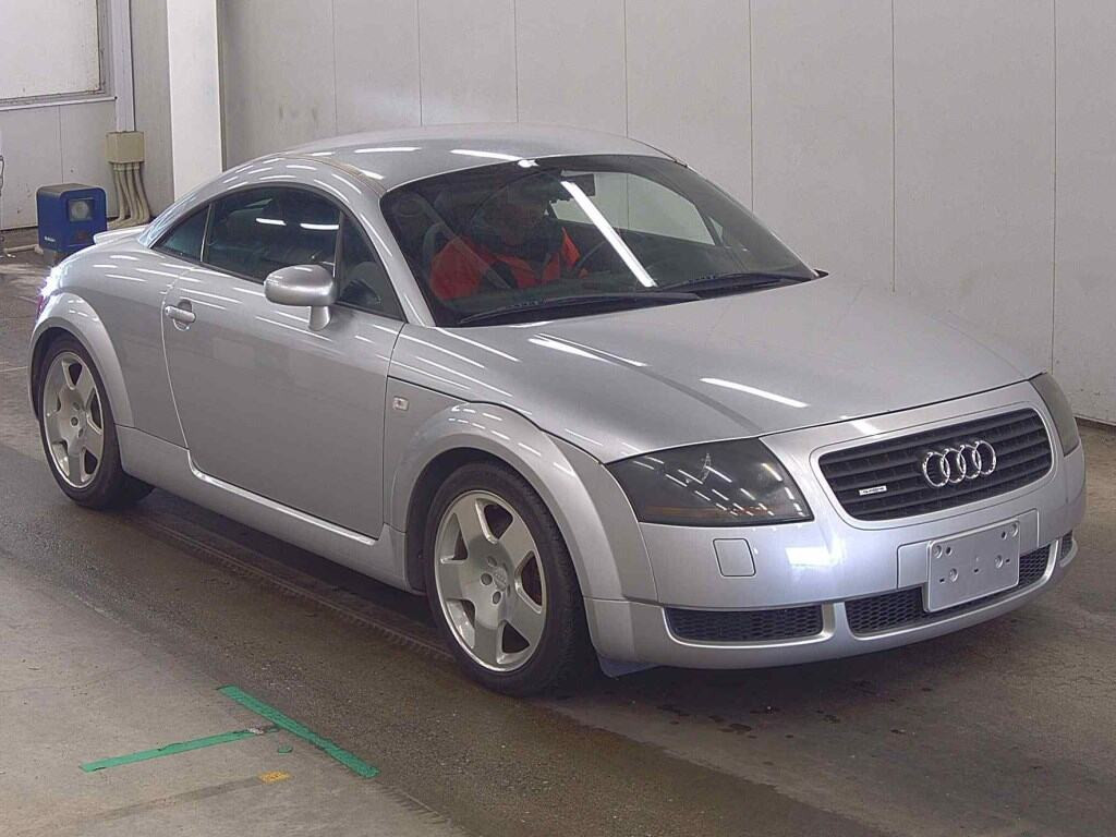 Audi TT Coupe 2002 z aukcji japońskiej