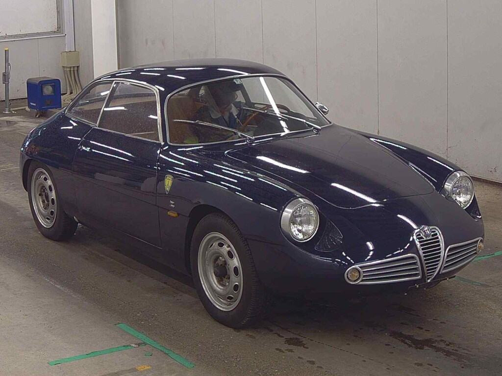 Alfa Romeo Giulietta 1990 z aukcji japońskiej