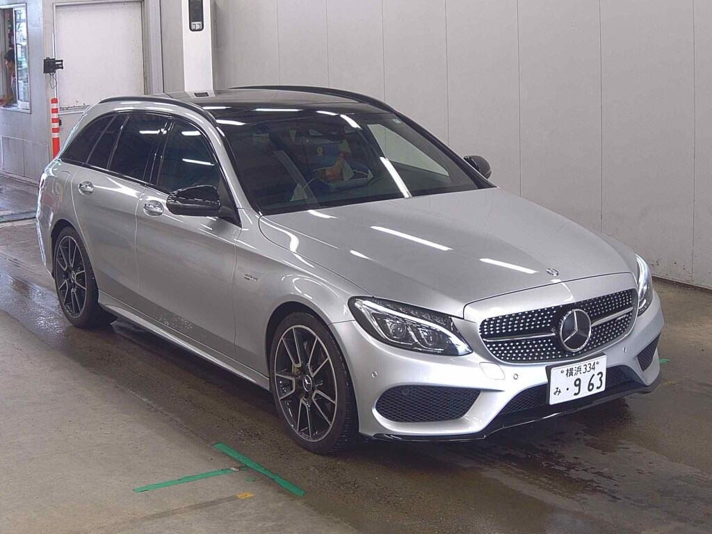 Mercedes-AMG C-Class Stationwagon 2018 z aukcji japońskiej
