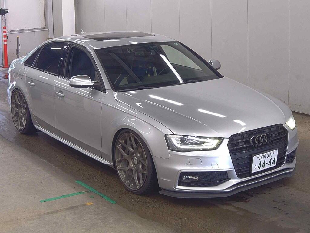 Audi S4 2012 z aukcji japońskiej