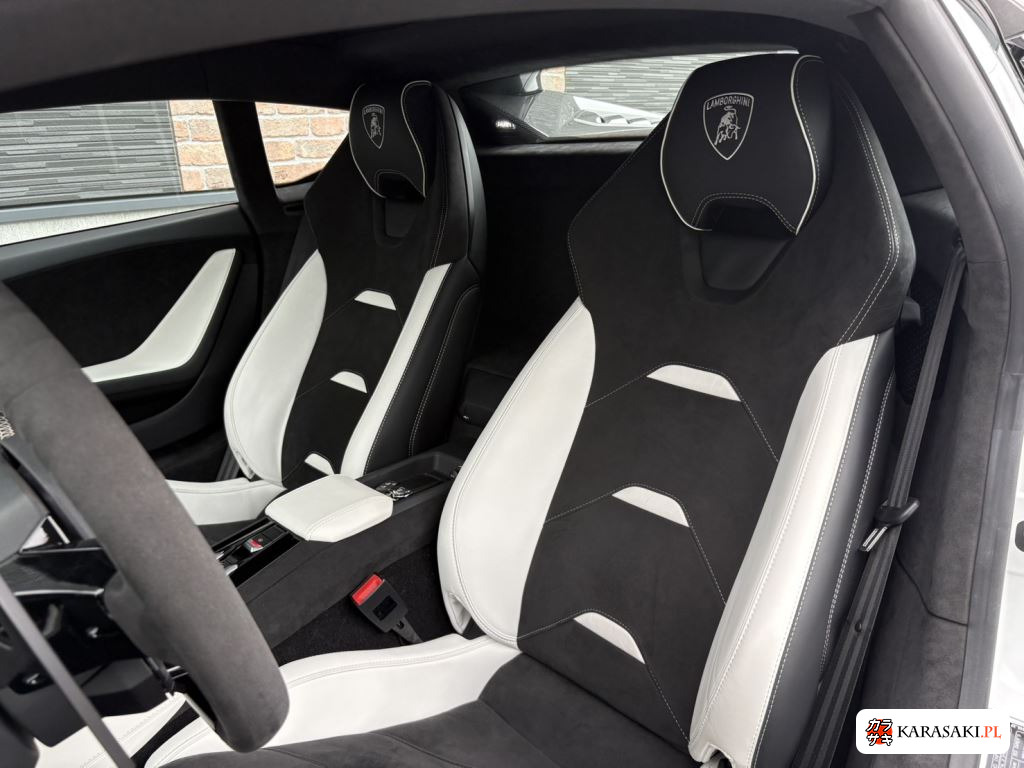 Lamborghini Huracan 2023 z aukcji japońskiej