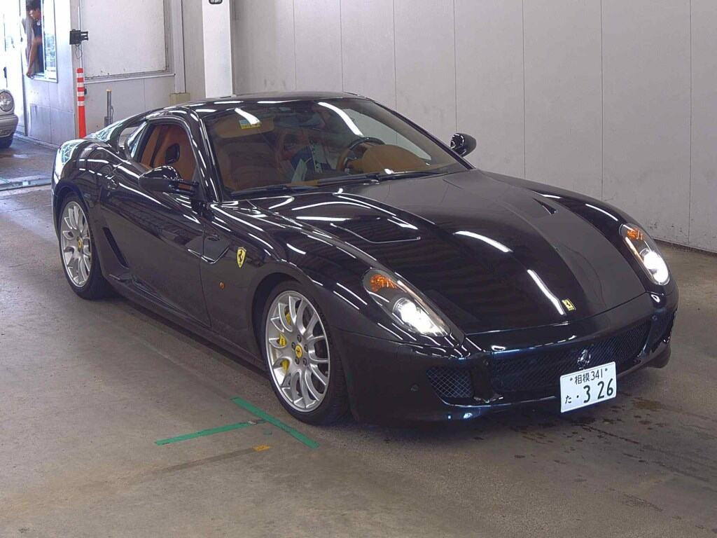 Ferrari 599 2010 z aukcji japońskiej