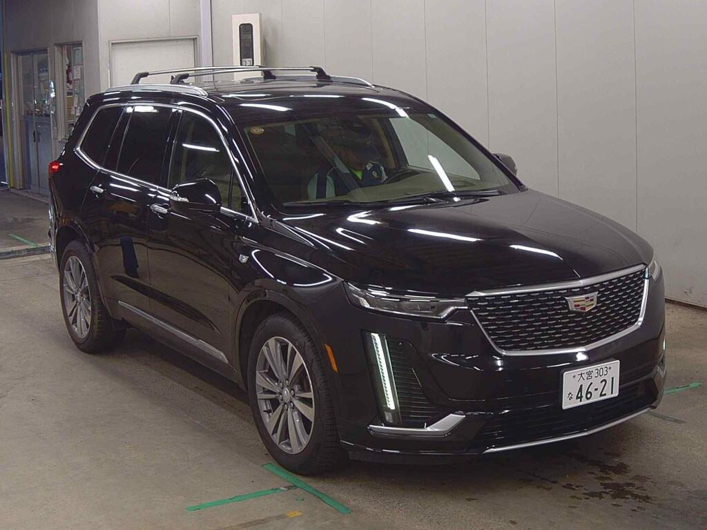 Cadillac XT6 2020 z aukcji japońskiej