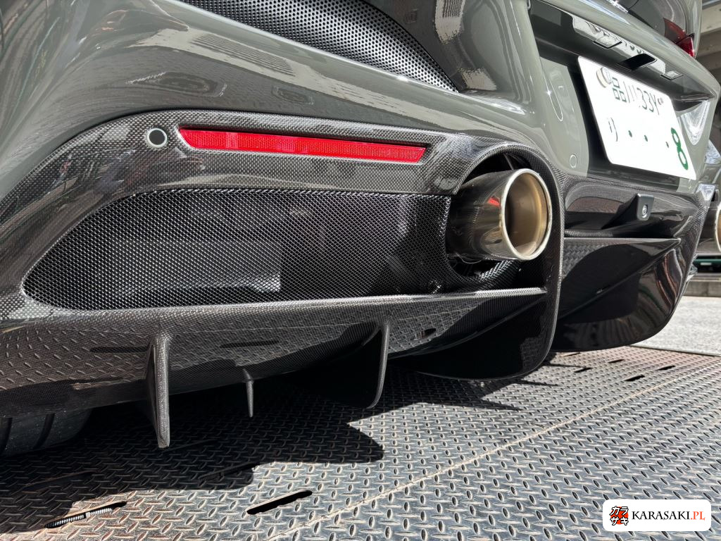 2022 Ferrari F8 Spider Base Grade 12