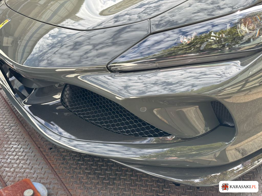 2022 Ferrari F8 Spider Base Grade 7
