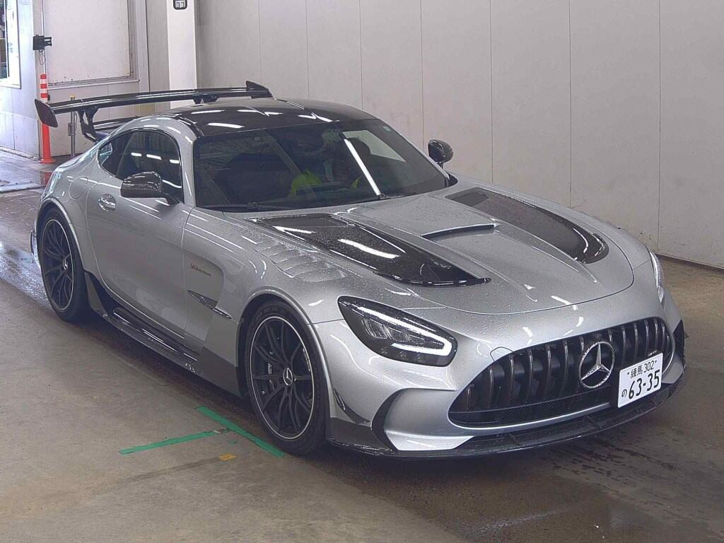 Mercedes-AMG 2022 z aukcji japońskiej