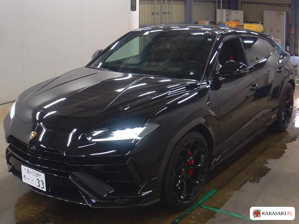 Lamborghini Urus 2024 z aukcji japońskiej