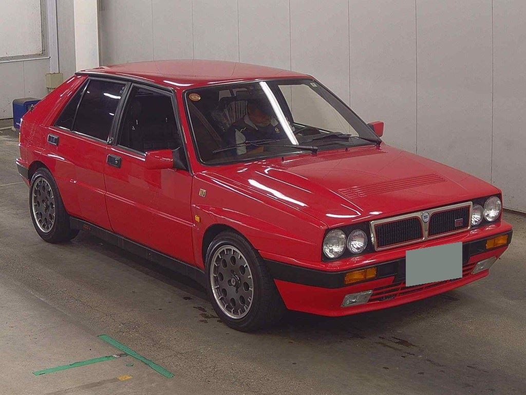 Lancia Delta 1991 з японського аукціону