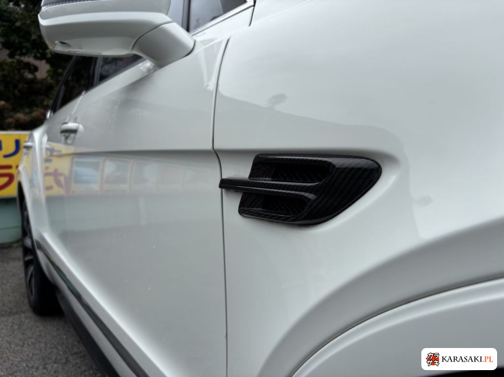 Bentley Bentayga 2017 z aukcji japońskiej