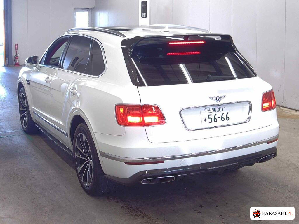 Bentley Bentayga 2017 z aukcji japońskiej