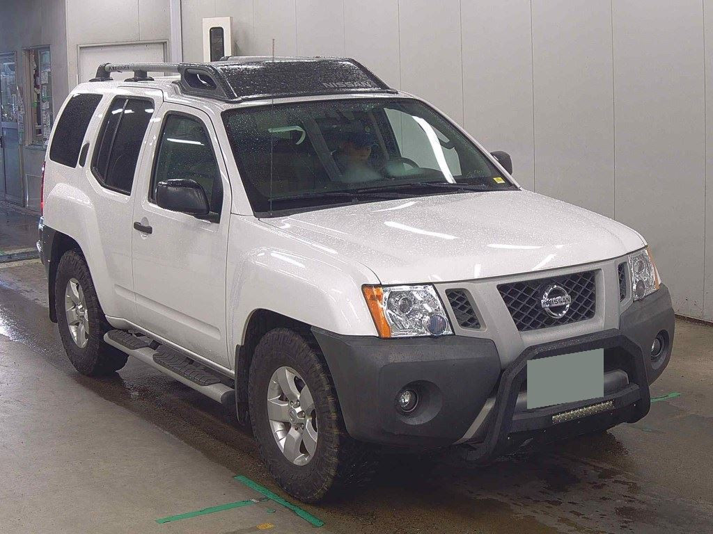 America Nissan 2018 z aukcji japońskiej