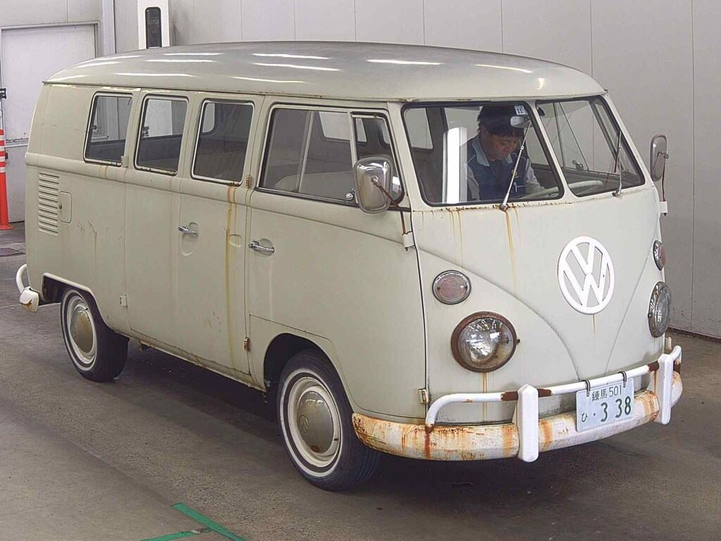 Volkswagen Type Ⅱ 2011 z aukcji japońskiej