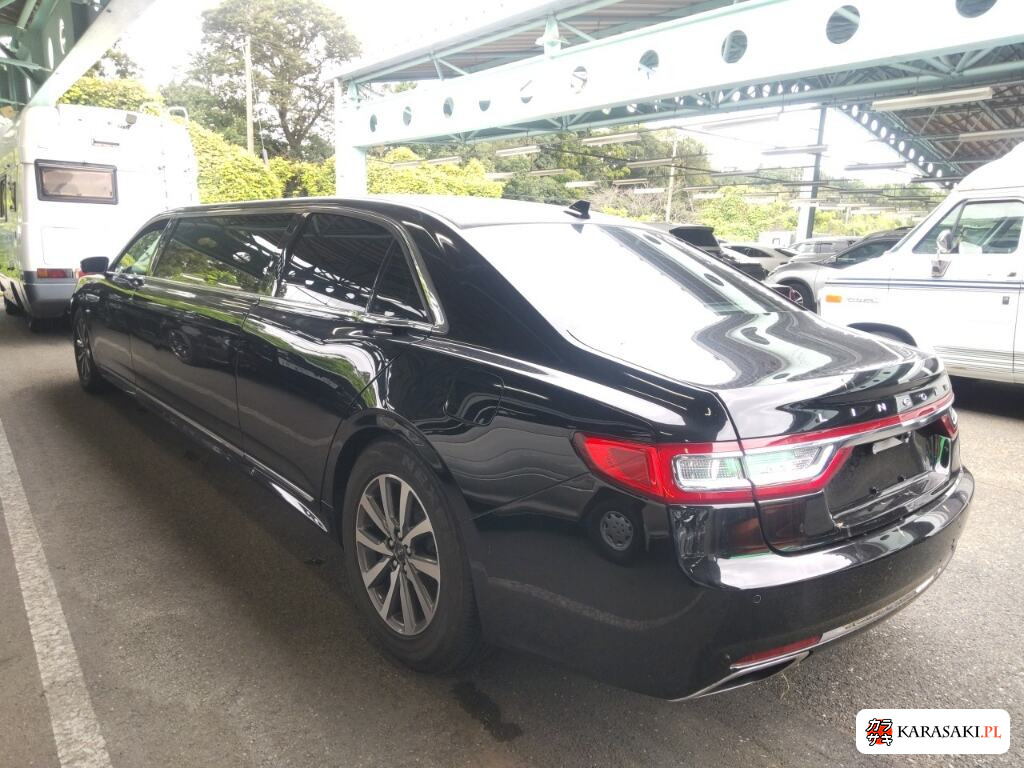 2020 Lincoln Continental 2