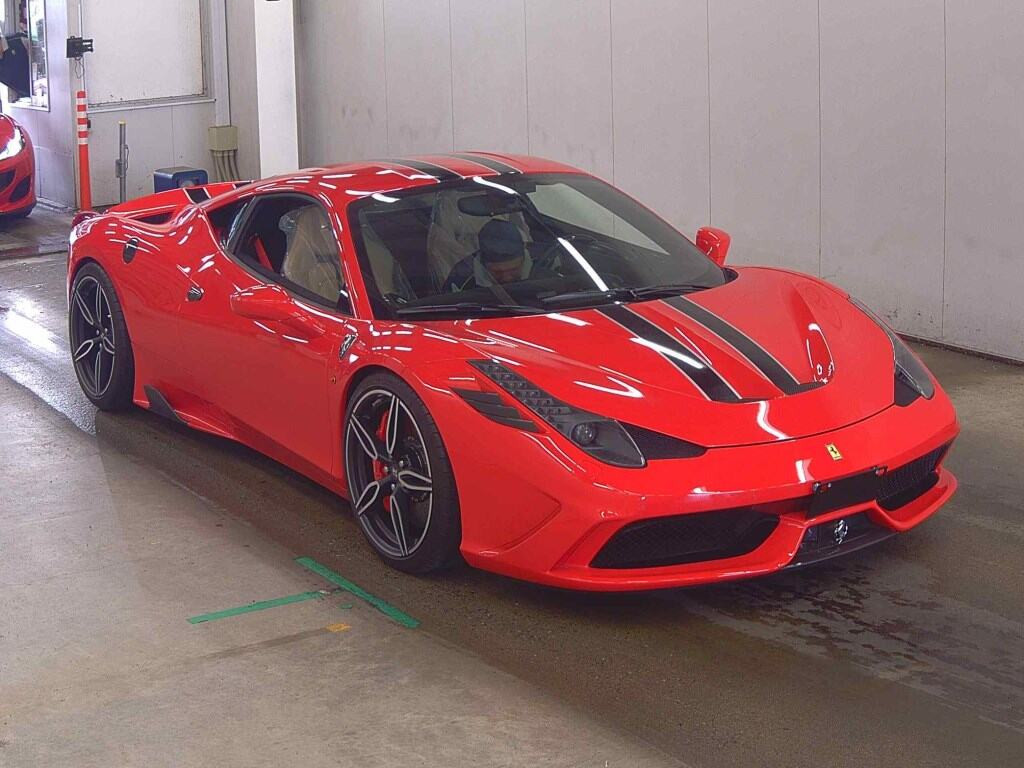 Ferrari 458 Speciale 2014 z aukcji japońskiej