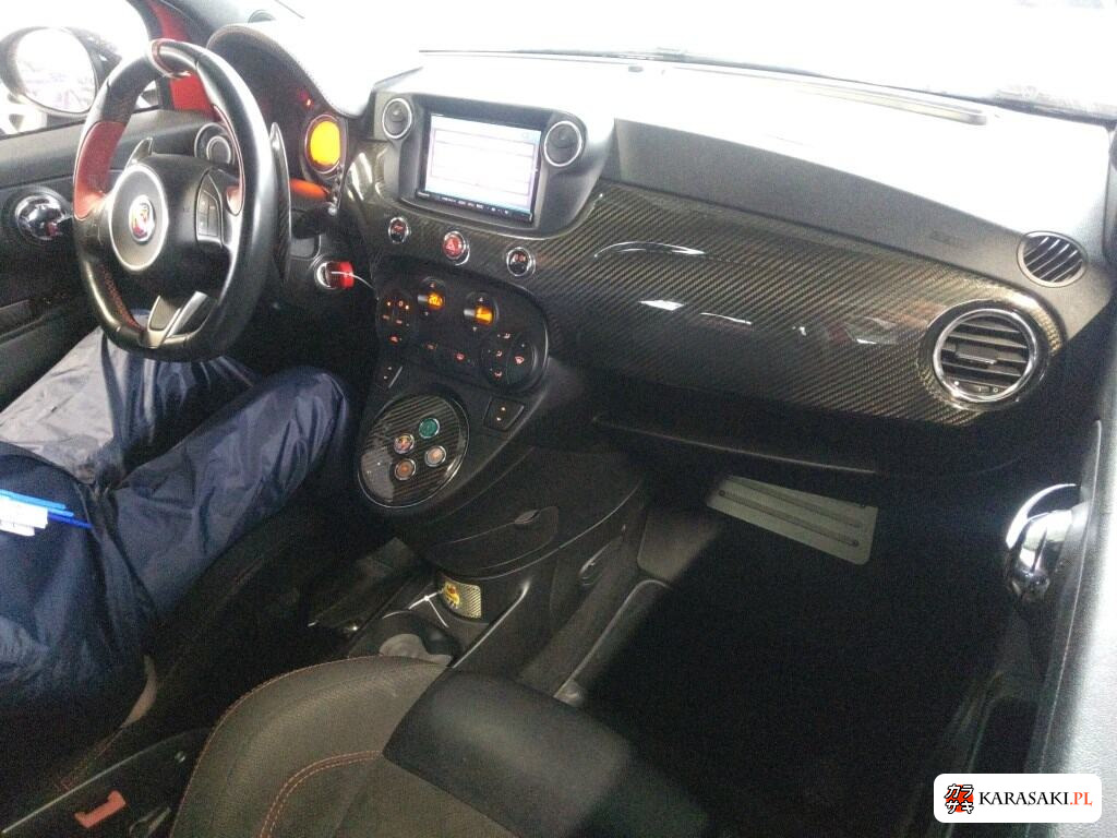 2011 Abarth 695 Tributo Ferrari 5
