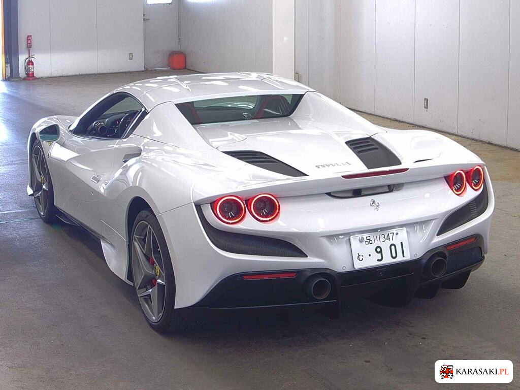 2021 Ferrari F8 Spider Base Grade 2