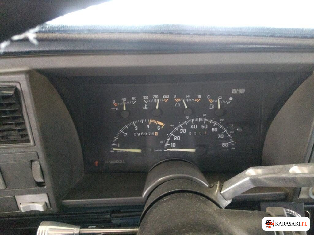 1998 Chevrolet C-1500 2D 6