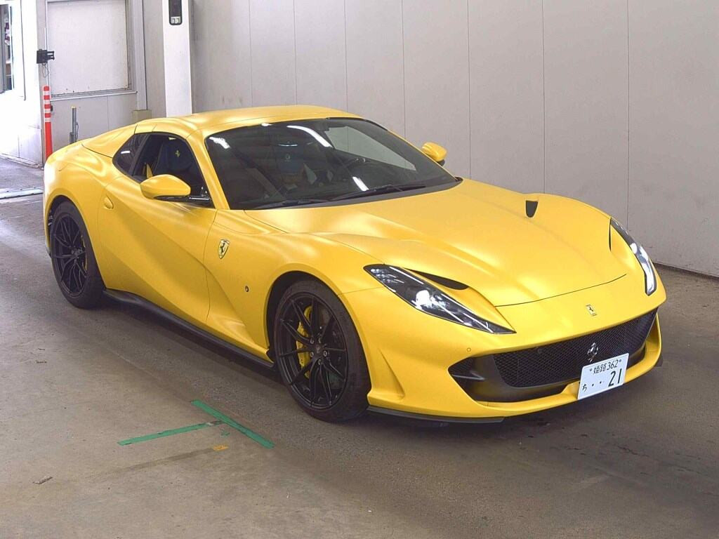 Ferrari 812 GTS 2023 z aukcji japońskiej