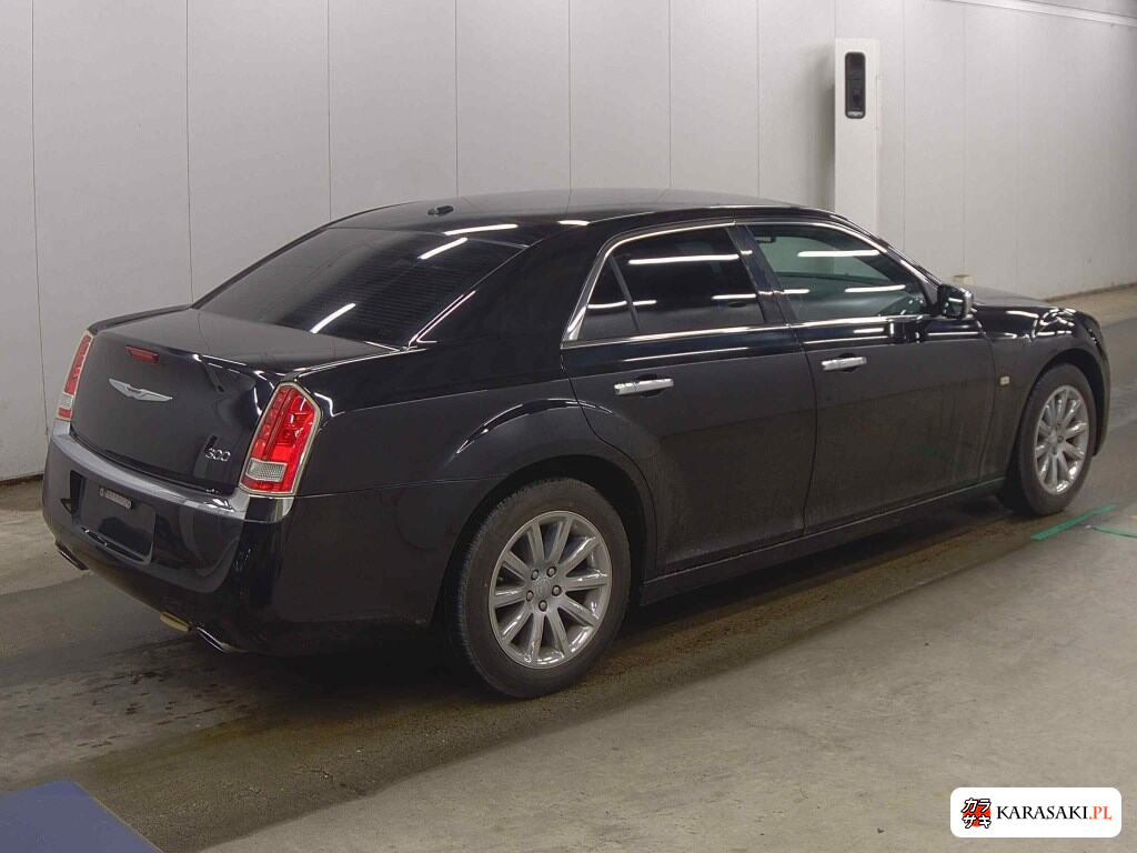 2013 Chrysler 300 Limited 4