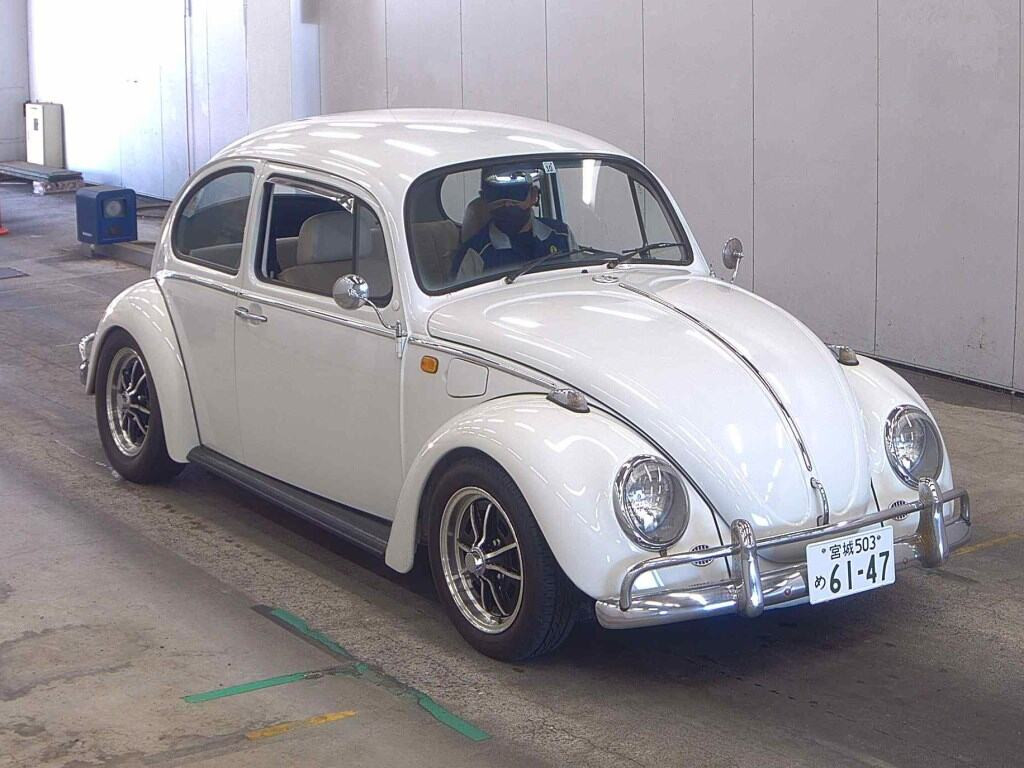 Volkswagen Beetle 2003 z aukcji japońskiej