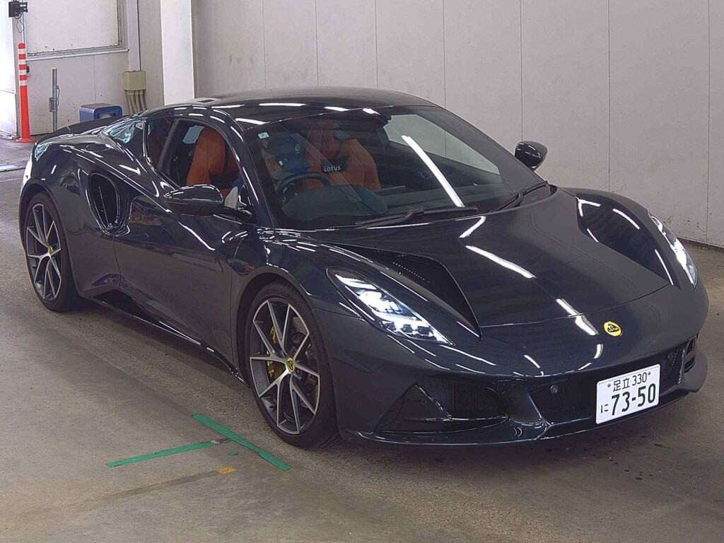 Lotus Emira 2024 z aukcji japońskiej