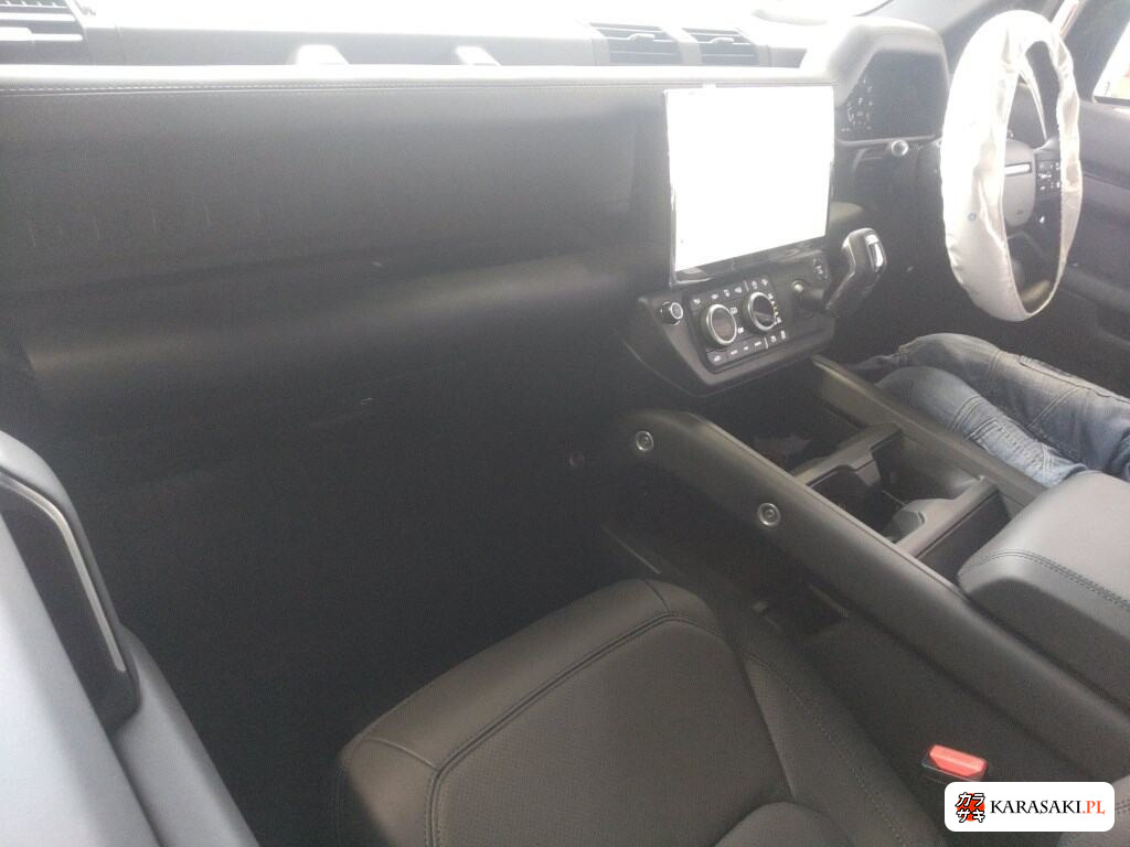 2026 Land Rover LE72XAB 5
