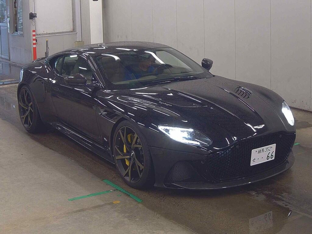 Aston Martin DBS 2019 z aukcji japońskiej