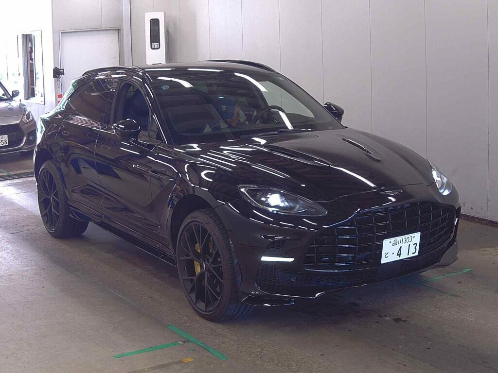 Aston Martin DBX 2025 z aukcji japońskiej