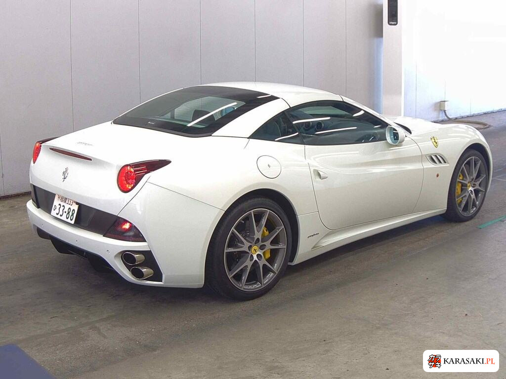 2010 Ferrari California 4
