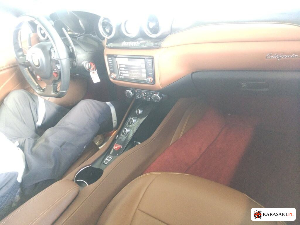 2016 Ferrari California T Base Grade 5