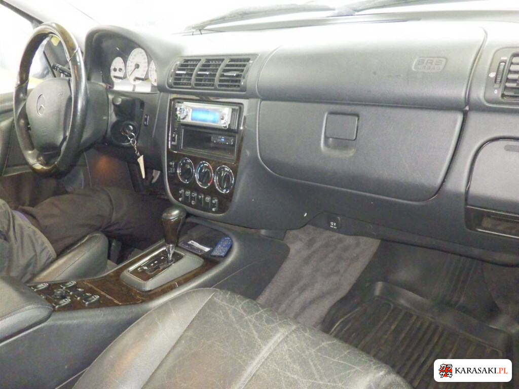 2001 Mercedes-Benz M-Class 4WD ML55 AMG 5