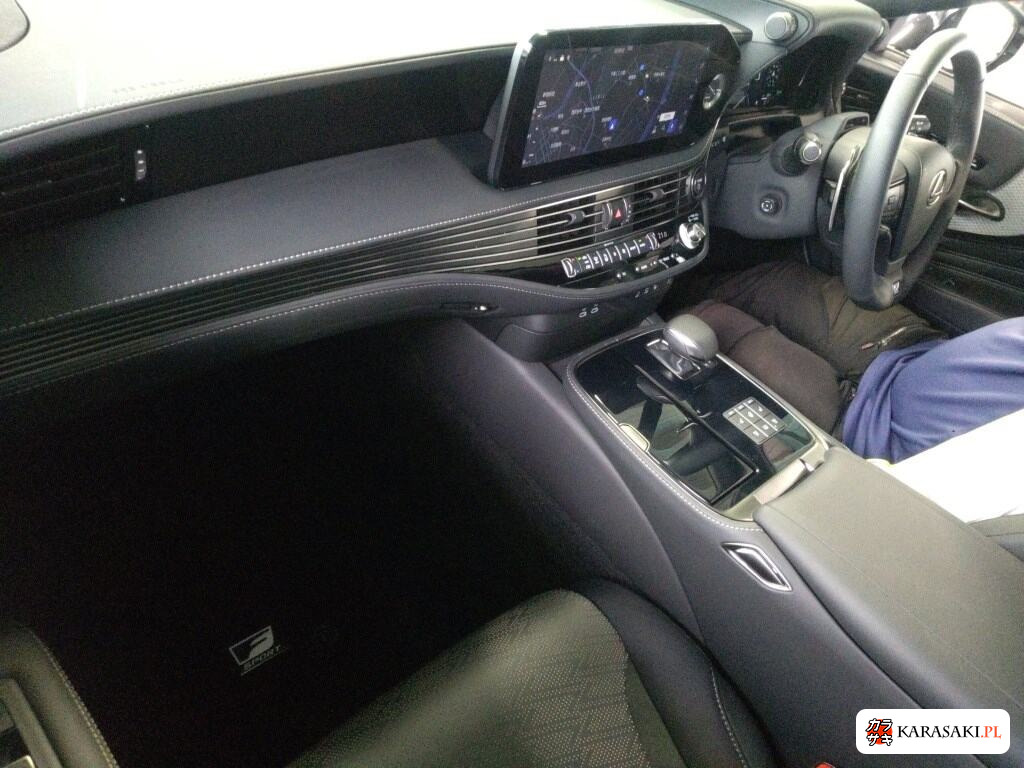 2026 Lexus LS 4WD LS500H F Sport 5