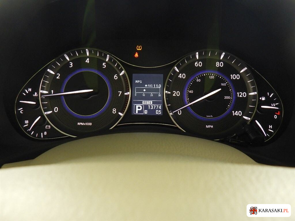 2011 Infiniti QX56 4WD 6
