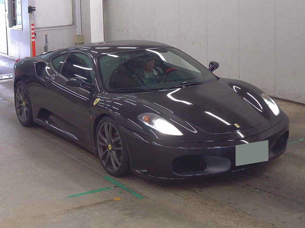 Ferrari F430 2006 z aukcji japońskiej