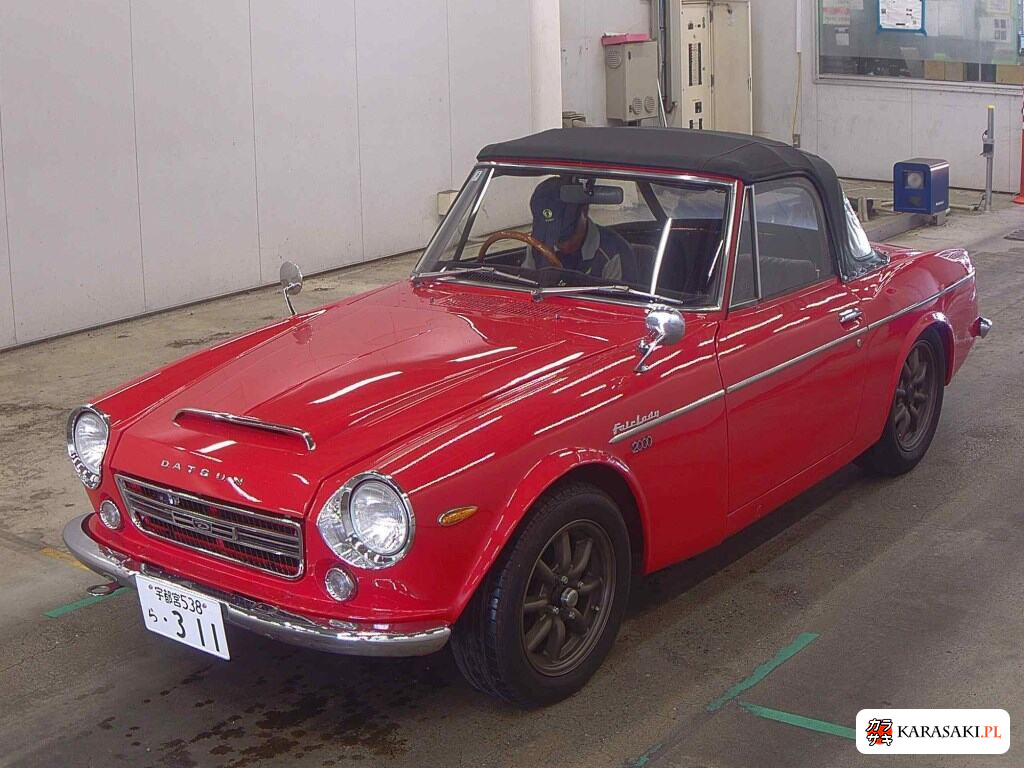 1969 Nissan Datsun Fairlady 2000 3