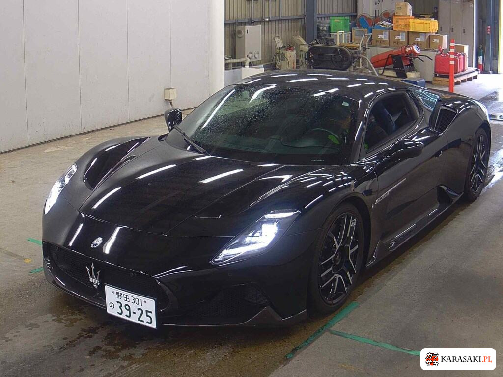 2022 Maserati MC20 3