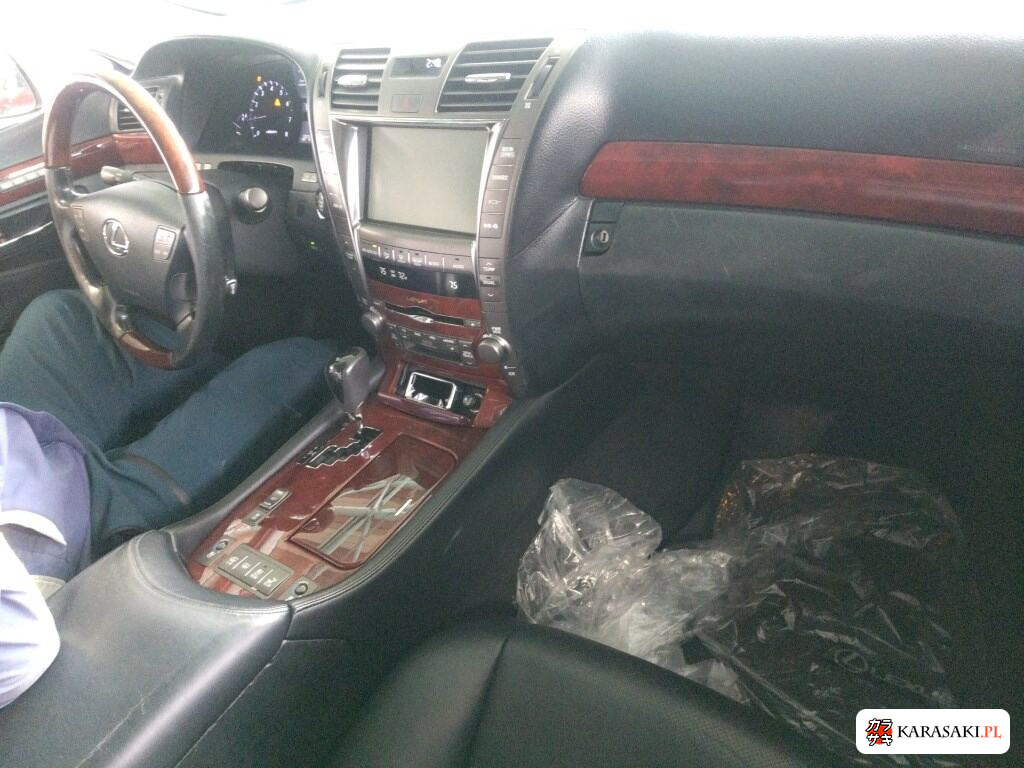 2007 Lexus (us) LS460L 5