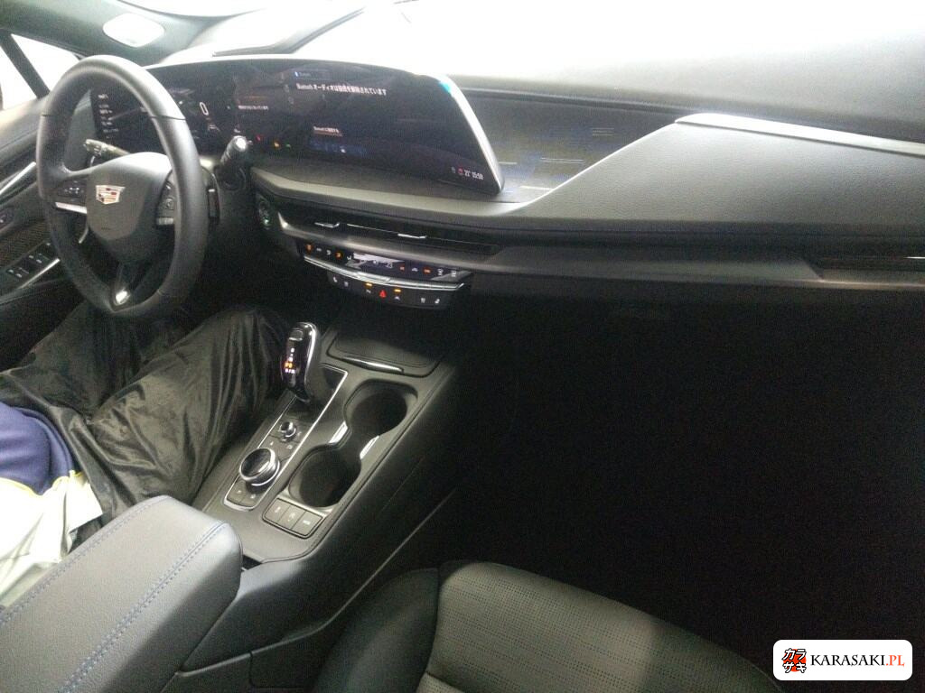 2025 Cadillac XT4 4WD Sport 5