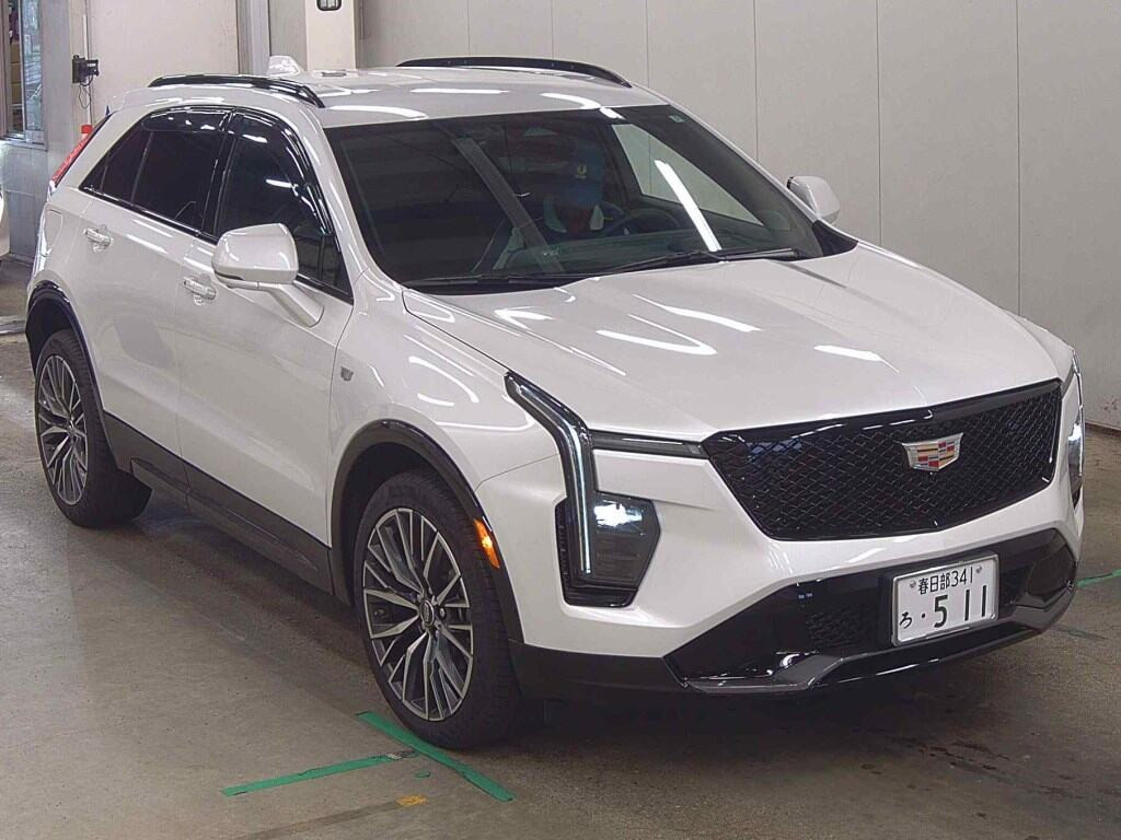 Cadillac XT4 2025 z aukcji japońskiej