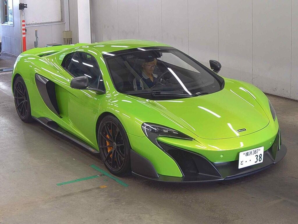 McLaren 675LT Spider 2016 z aukcji japońskiej