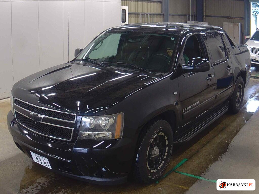 2009 Chevrolet Avalanche 4D 3