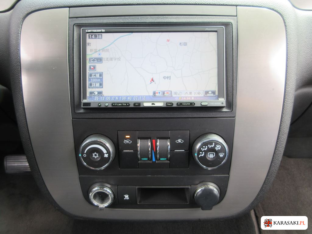 2009 Chevrolet Avalanche 4D 7