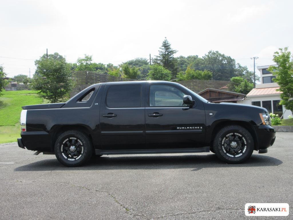 2009 Chevrolet Avalanche 4D 11