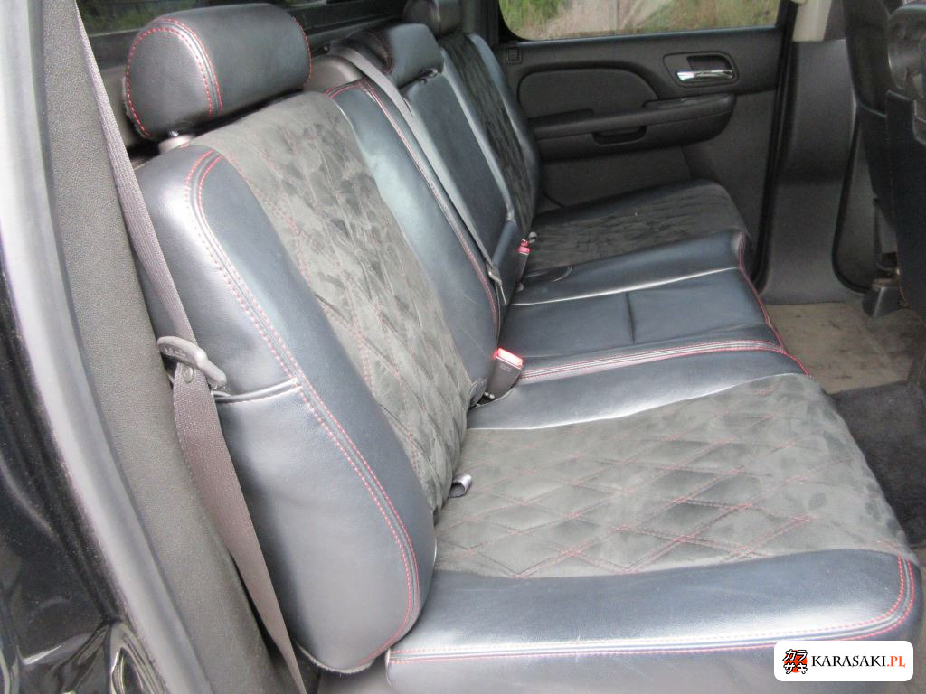2009 Chevrolet Avalanche 4D 8
